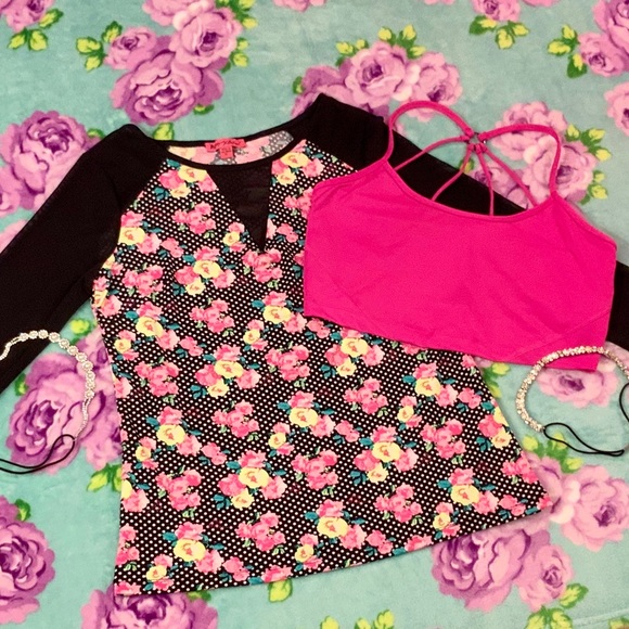 Betsey Johnson Tops - Betsey Johnson M Performance Lot Floral Top & Bra